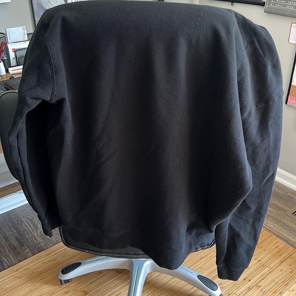Onyx hoodie from HEITMAT